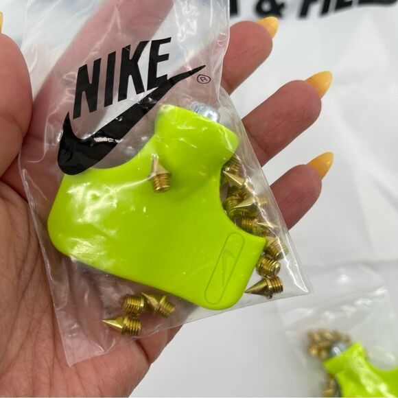 Nike Zoom Mamba V DR9945-700 Electric Yellow Track Spike Running Shoes Size 9.5 - Picture 13 of 17